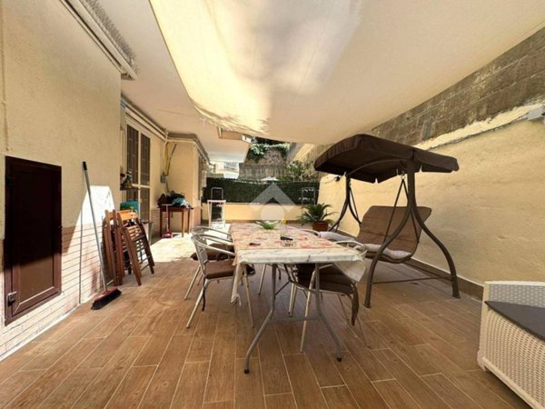 appartamento in vendita a Portici in zona Bellavista