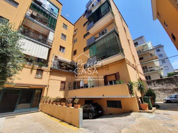 appartamento in vendita a Portici in zona Libertà