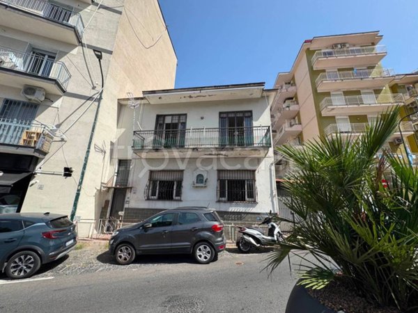 casa indipendente in vendita a Portici