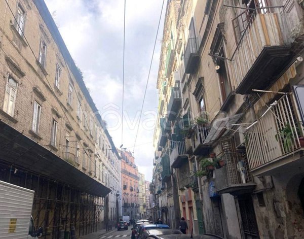 negozio in vendita a Portici