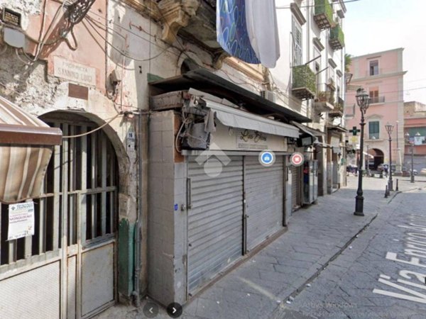 negozio in vendita a Portici
