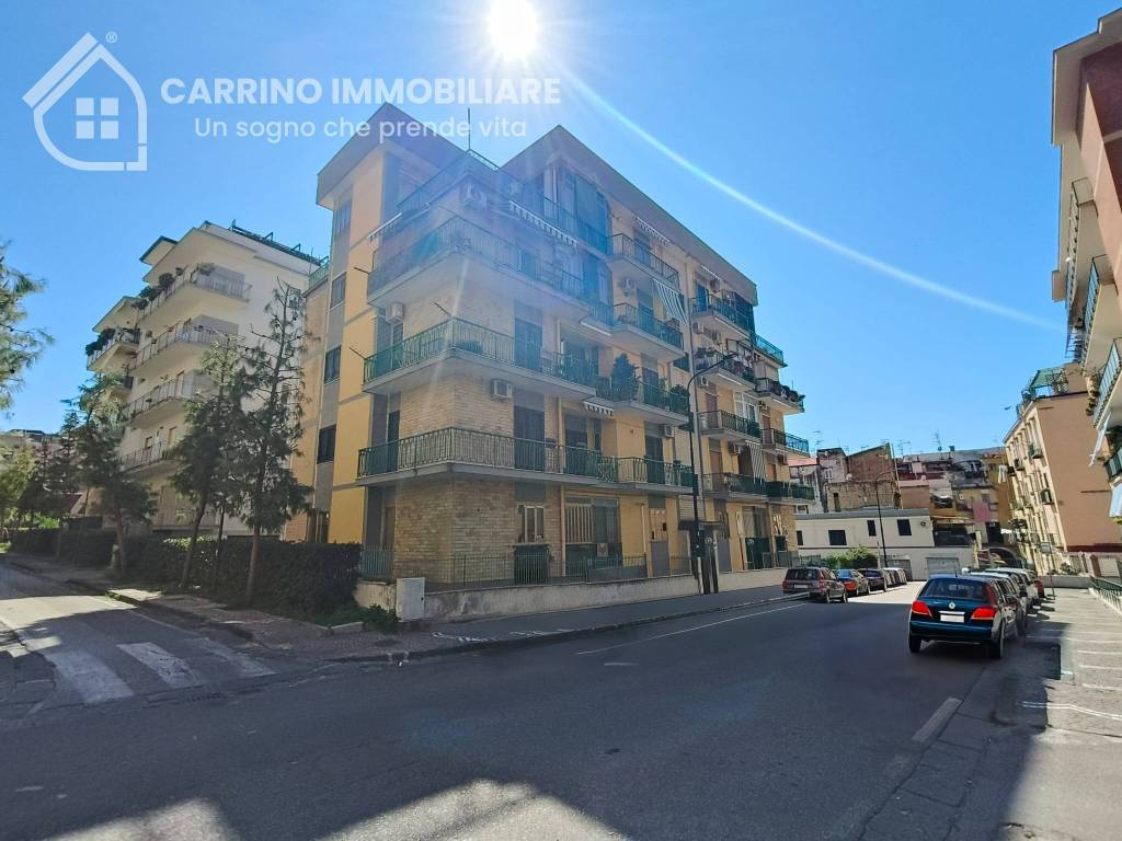 appartamento in vendita a Portici in zona Libertà