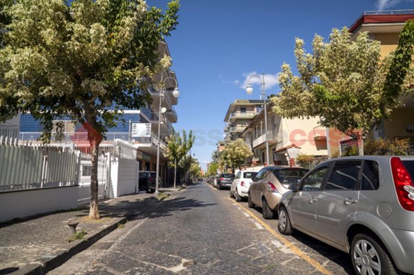 appartamento in vendita a Portici in zona Libertà