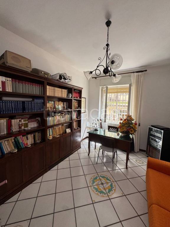 appartamento in vendita a Portici in zona Bellavista