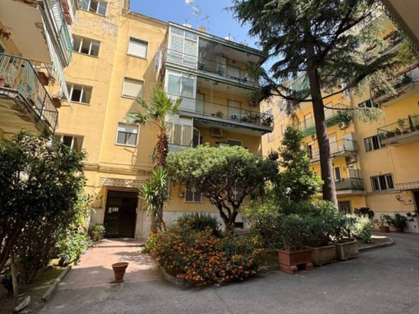 appartamento in vendita a Portici in zona Bellavista