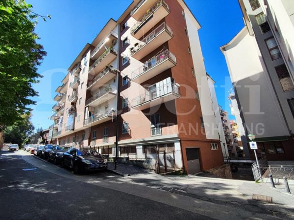 appartamento in vendita a Portici in zona Libertà