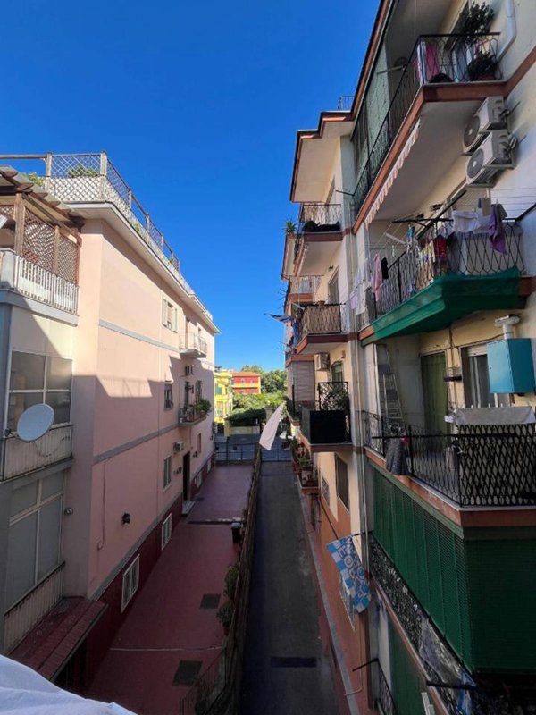 appartamento in vendita a Portici in zona Libertà
