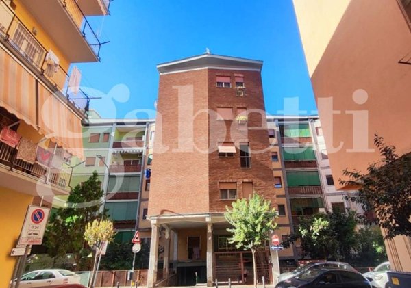 appartamento in vendita a Portici in zona Libertà