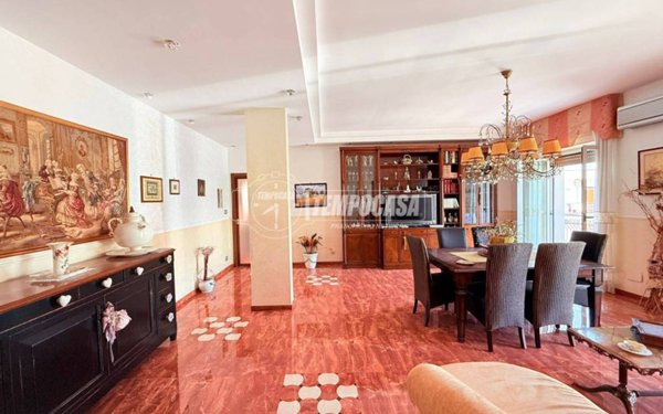 appartamento in vendita a Portici in zona Libertà