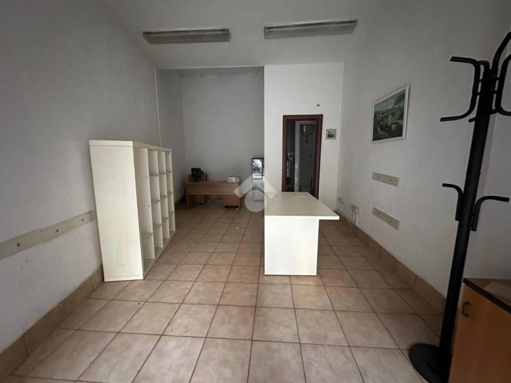 negozio in vendita a Portici