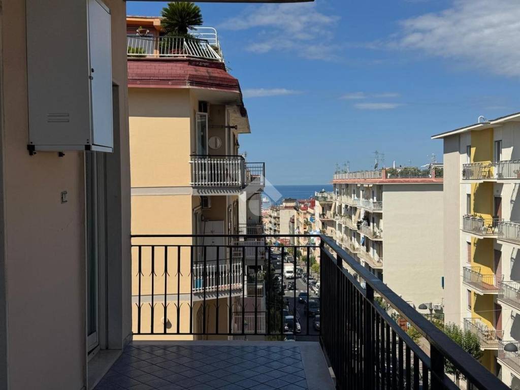 appartamento in vendita a Portici in zona Libertà