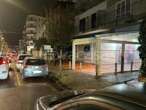 negozio in vendita a Portici