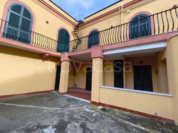 appartamento in vendita a Portici in zona Bellavista