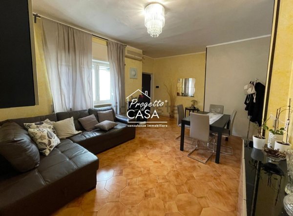 appartamento in vendita a Portici in zona Bellavista