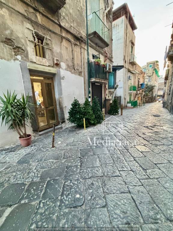 negozio in vendita a Portici