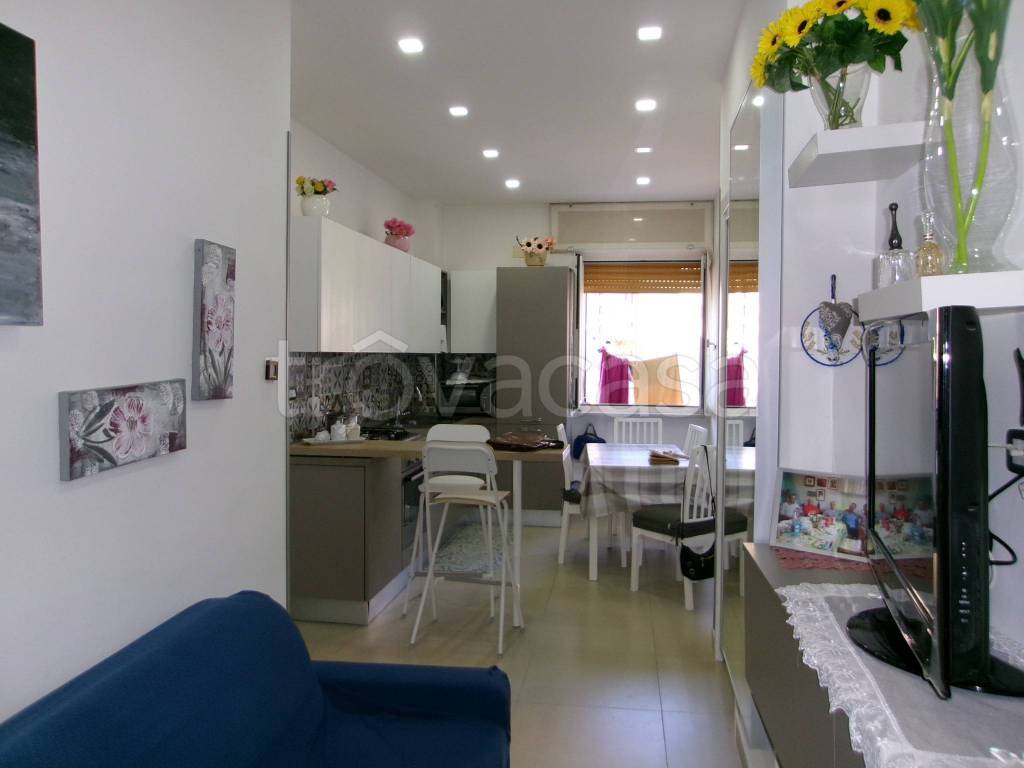 appartamento in vendita a Portici in zona Bellavista