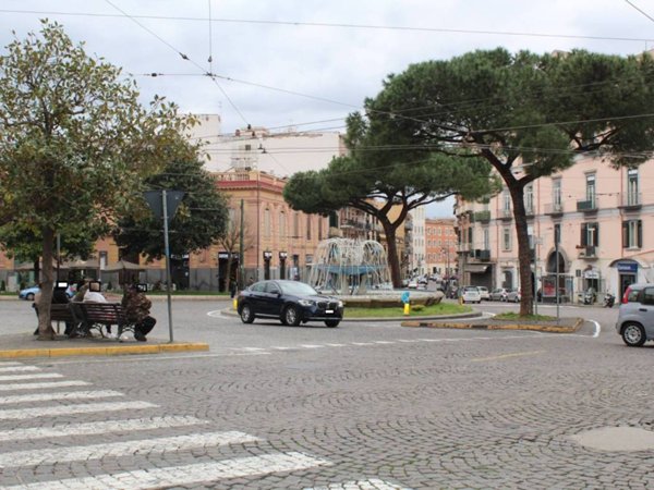 negozio in vendita a Portici