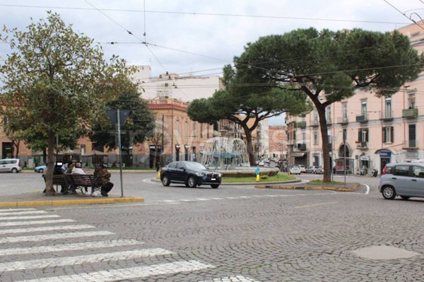 negozio in vendita a Portici