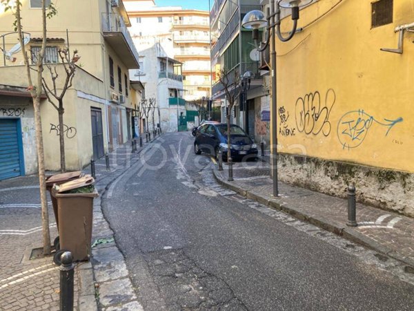 negozio in vendita a Portici in zona Libertà