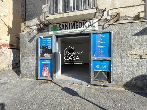negozio in vendita a Portici