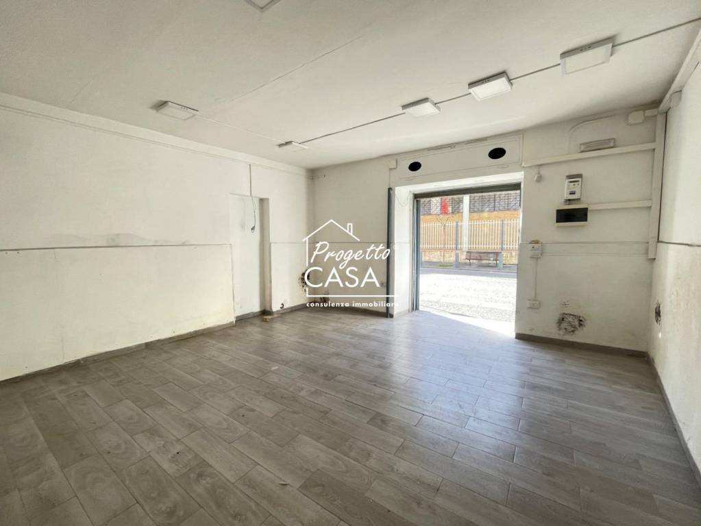 negozio in vendita a Portici