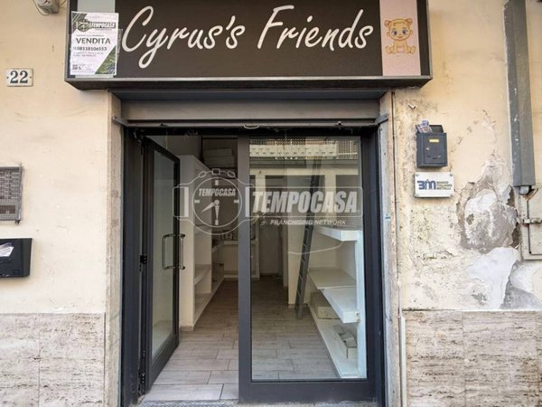 negozio in vendita a Portici