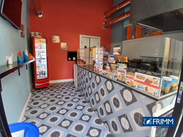 negozio in vendita a Portici