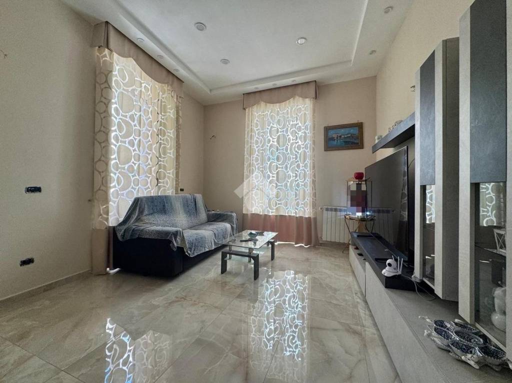 casa indipendente in vendita a Portici in zona Libertà