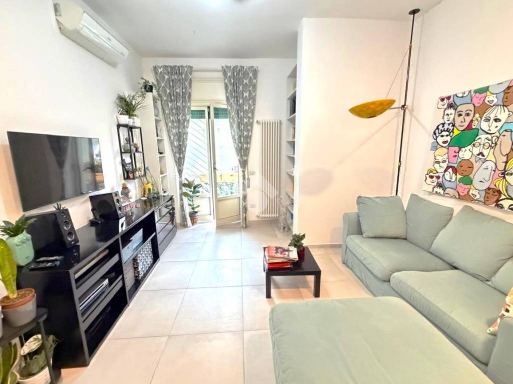 appartamento in vendita a Portici in zona Bellavista