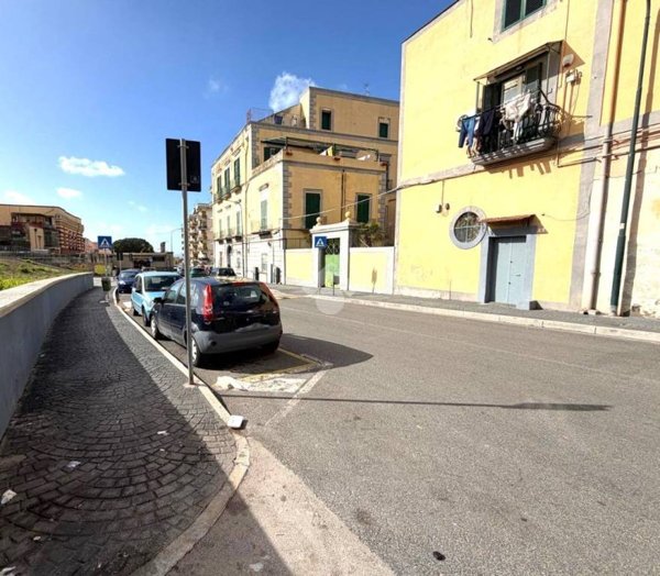 appartamento in vendita a Portici in zona Bellavista