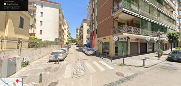 negozio in vendita a Portici
