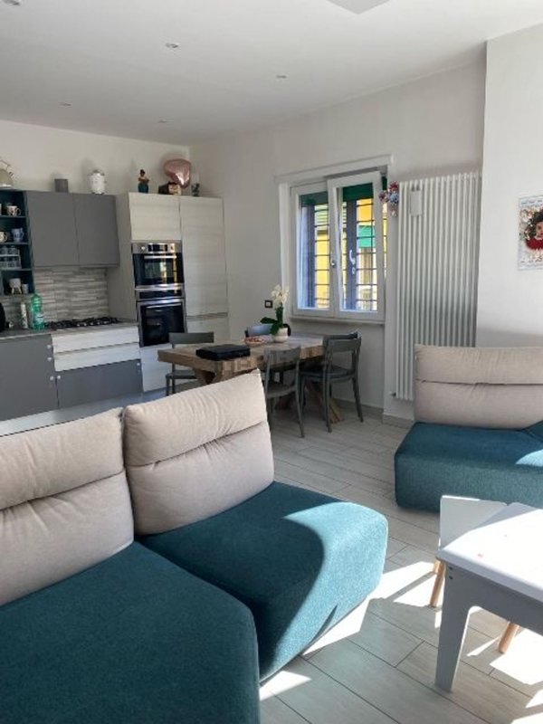 appartamento in vendita a Portici in zona Bellavista