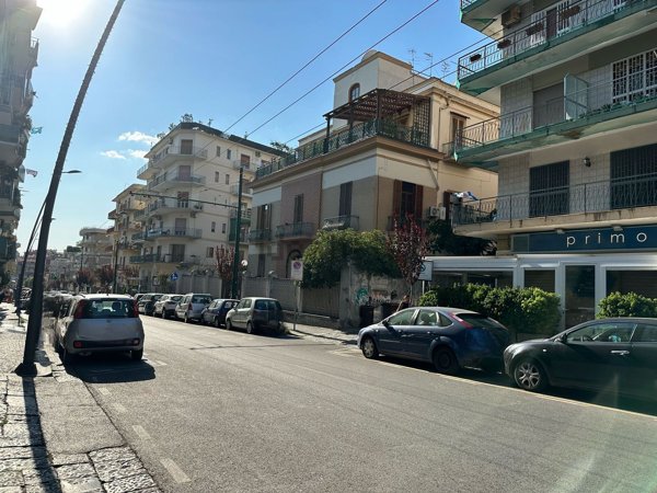 appartamento in vendita a Portici in zona Bellavista