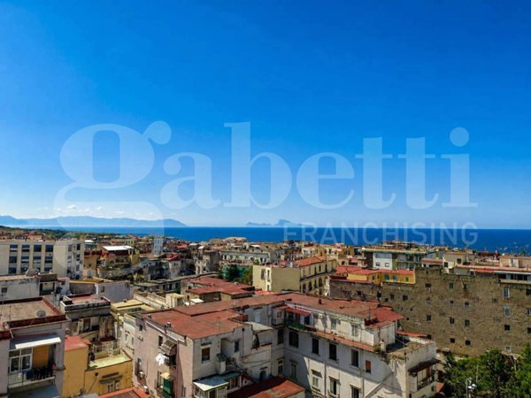 appartamento in vendita a Portici in zona Bellavista