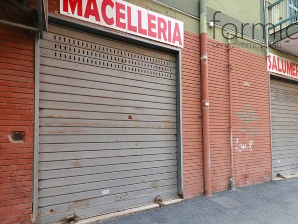 negozio in vendita a Portici