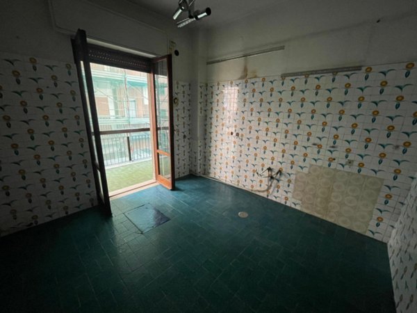 appartamento in vendita a Portici in zona Cavalli di Bronzo