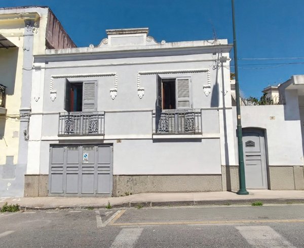 casa indipendente in vendita a Portici