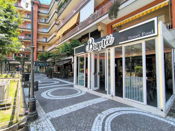negozio in vendita a Portici