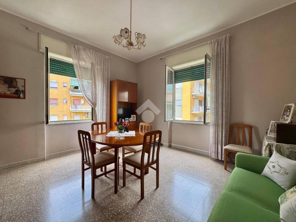 appartamento in vendita a Portici in zona Libertà