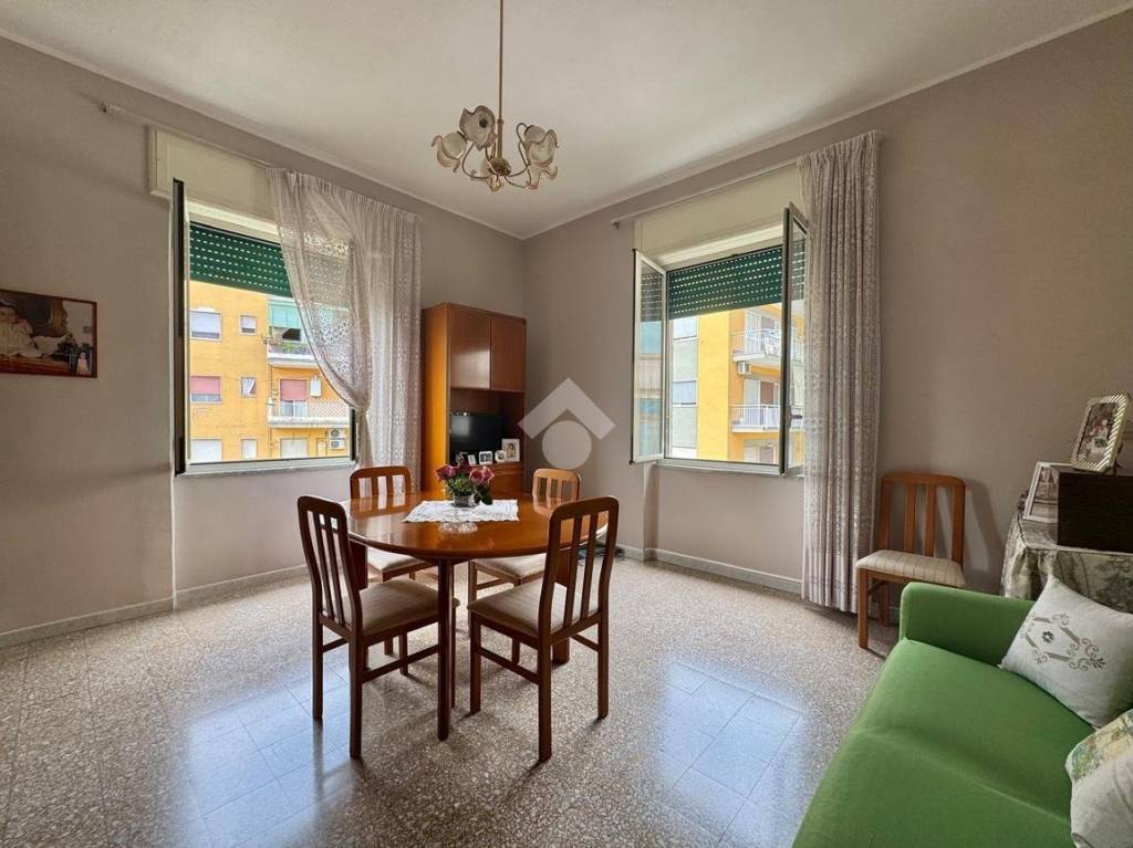 appartamento in vendita a Portici in zona Libertà