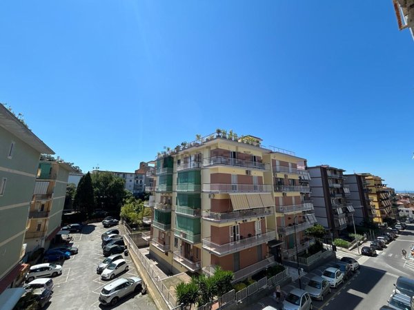 appartamento in vendita a Portici in zona Libertà
