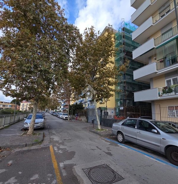 appartamento in vendita a Portici in zona Bellavista