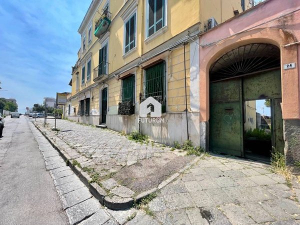 casa indipendente in vendita a Portici