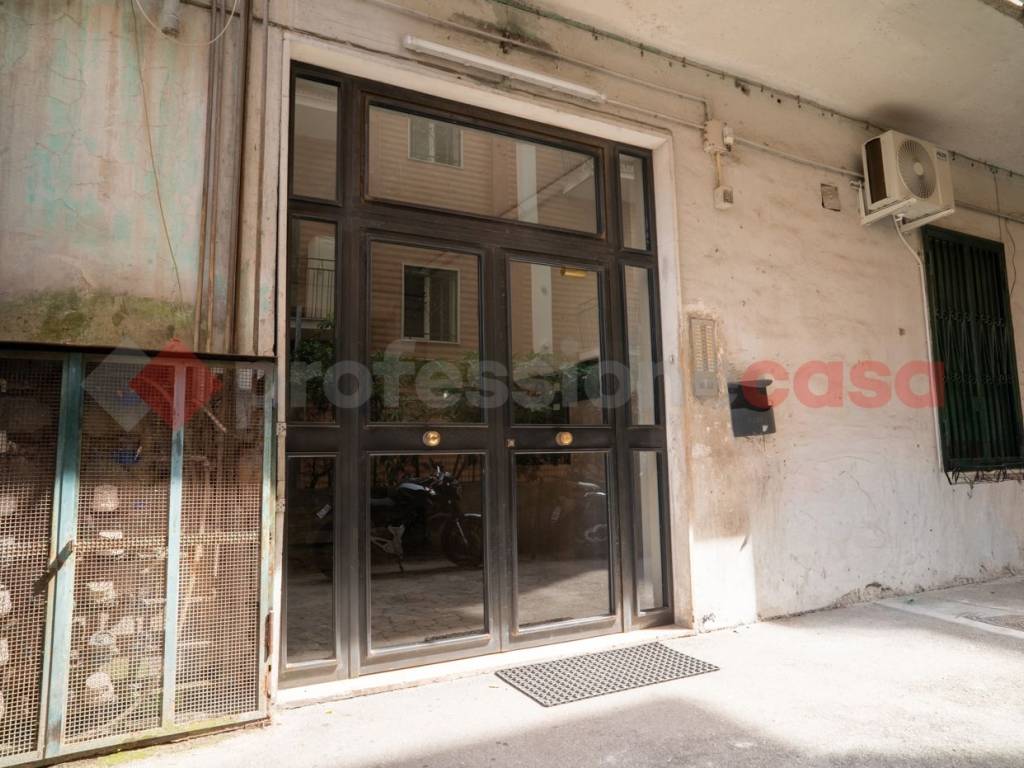 appartamento in vendita a Portici in zona Libertà