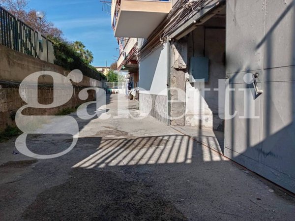 box auto in vendita a Portici