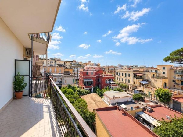 appartamento in vendita a Portici in zona Bellavista