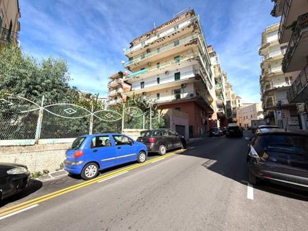appartamento in vendita a Portici in zona Bellavista