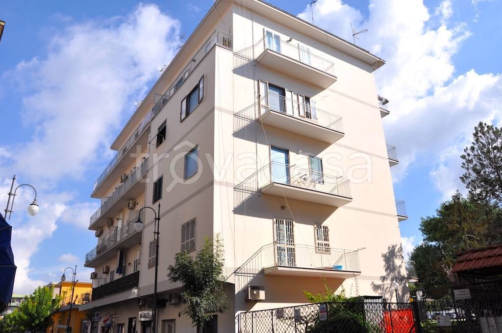 appartamento in vendita a Portici in zona Bellavista