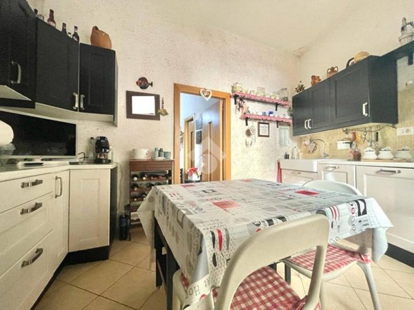 appartamento in vendita a Pozzuoli