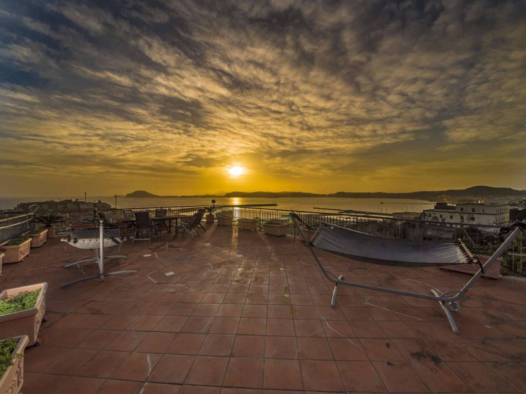appartamento in vendita a Pozzuoli